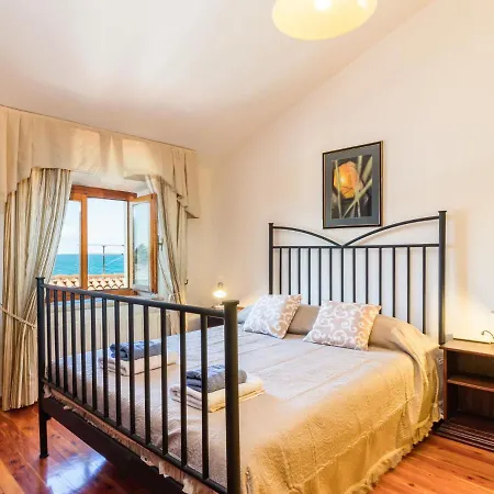 Appartamento Antonella & Napoletano-2 By Interhome *